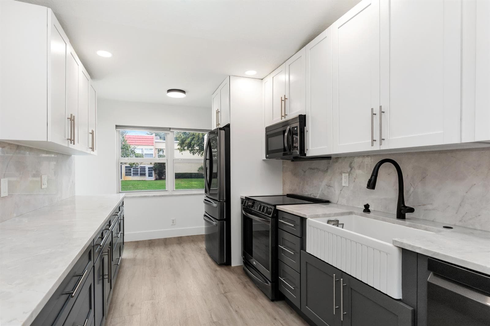 2737 Zorno Way photo 6
