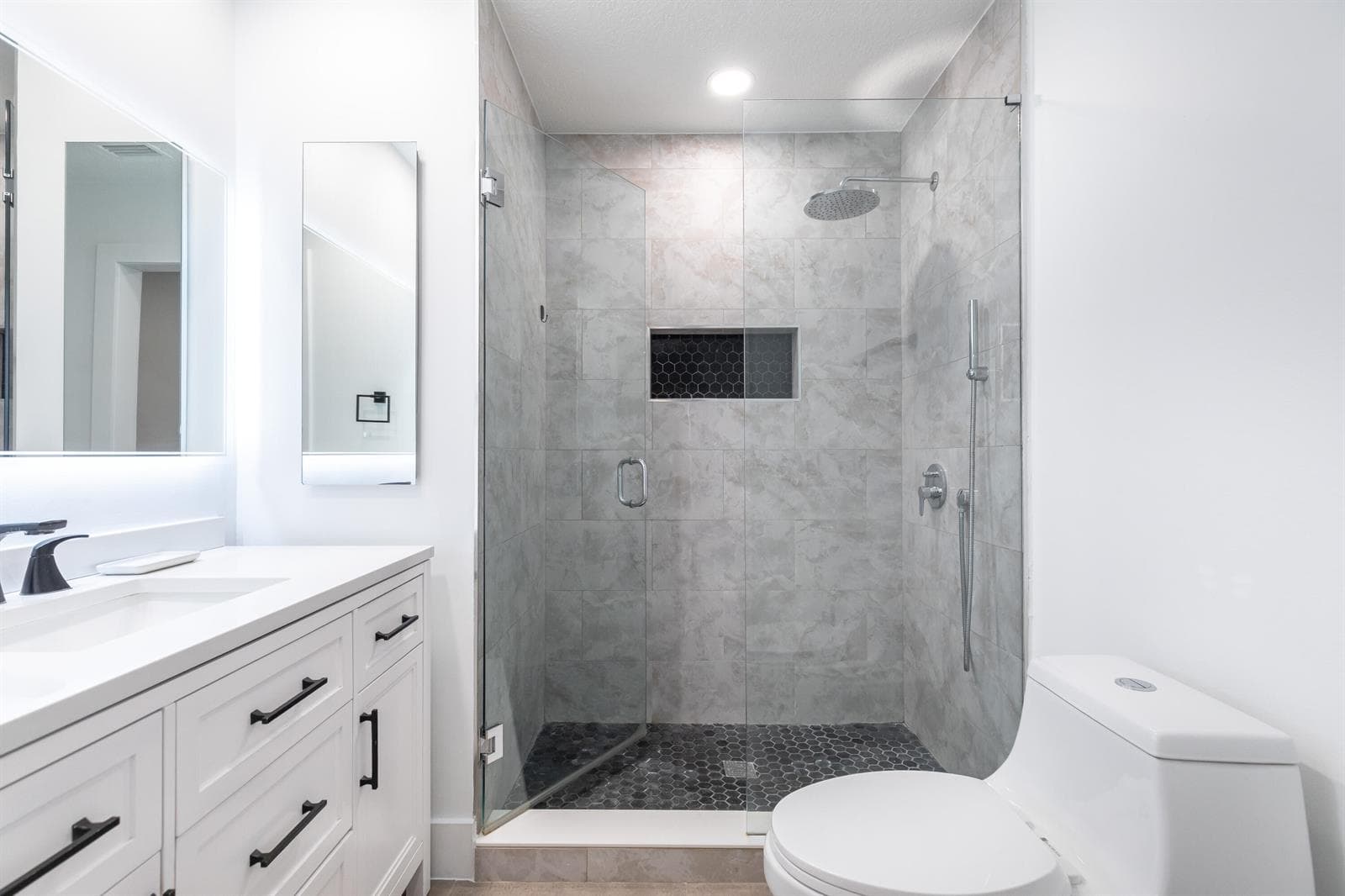 2737 Zorno Way photo 25