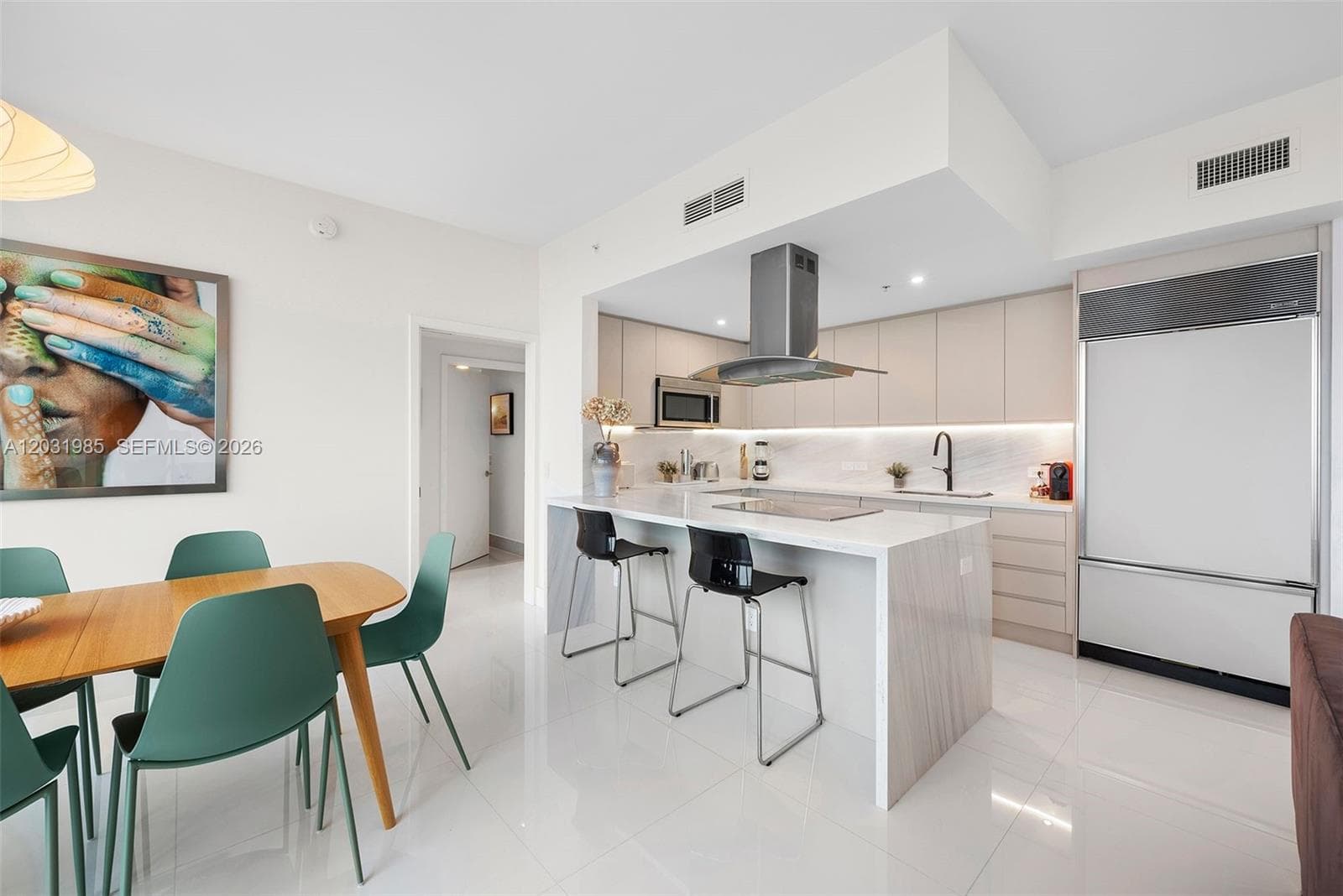 6899 Collins Ave 1903 photo 6