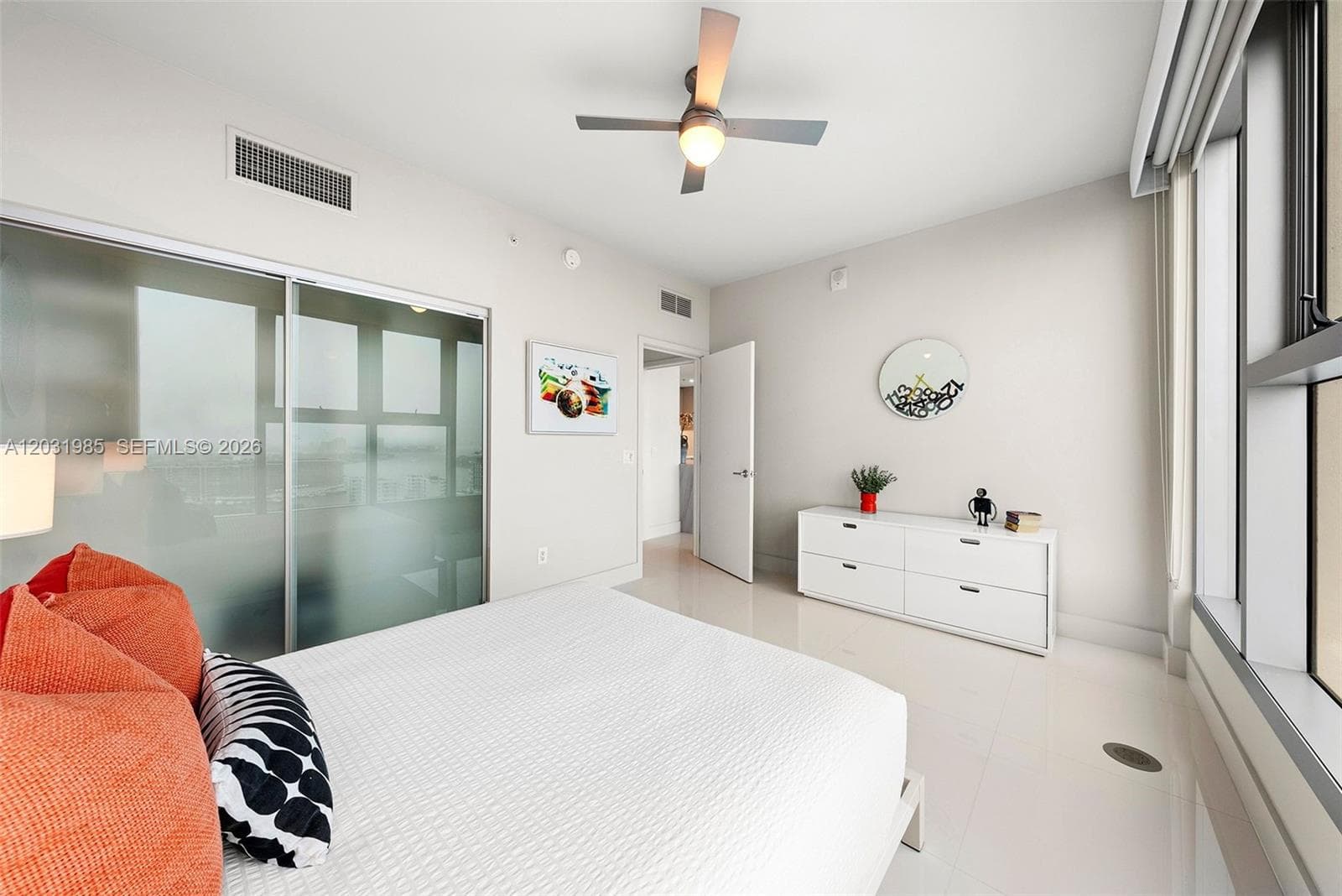 6899 Collins Ave 1903 photo 22