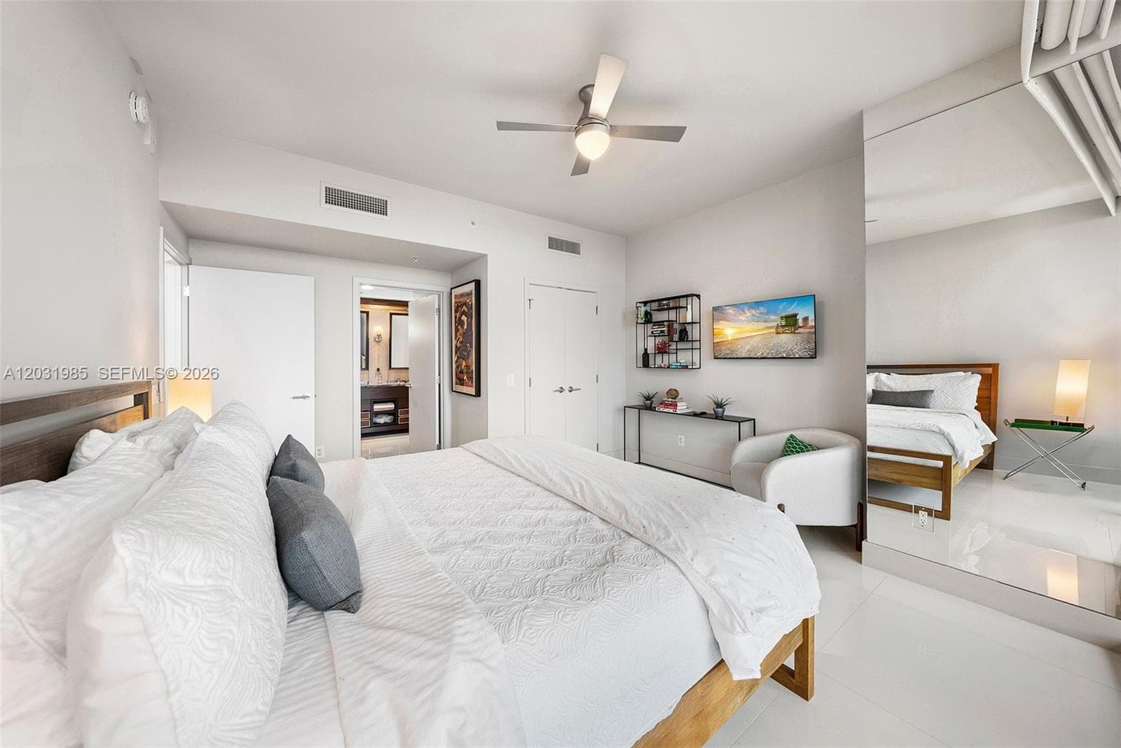 6899 Collins Ave 1903 photo 18