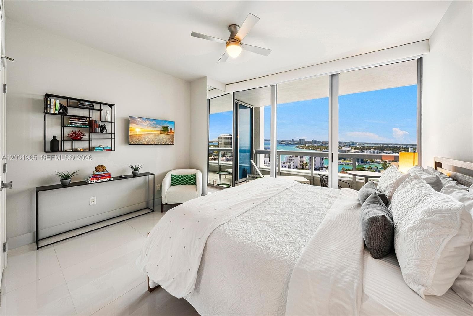 6899 Collins Ave 1903 photo 19