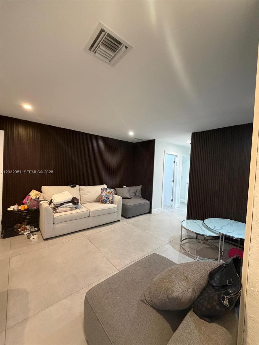 2810 Riverland Rd photo 16