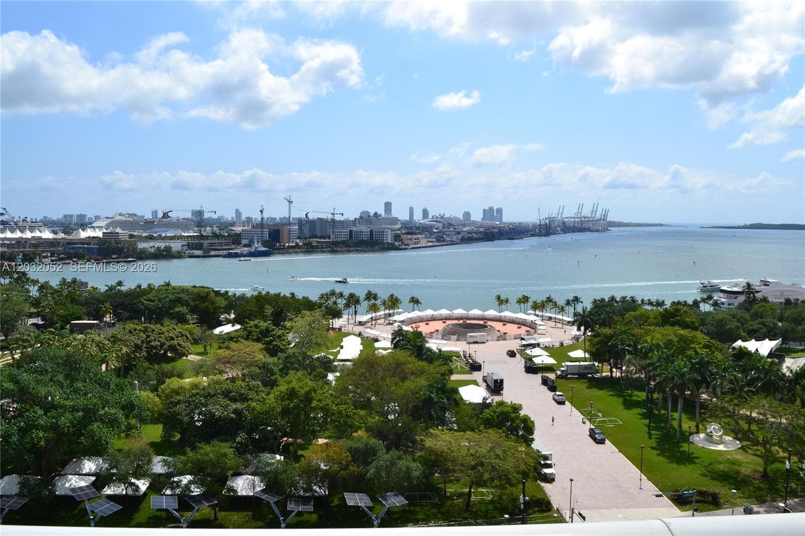 50 Biscayne Blvd 1408 photo 23
