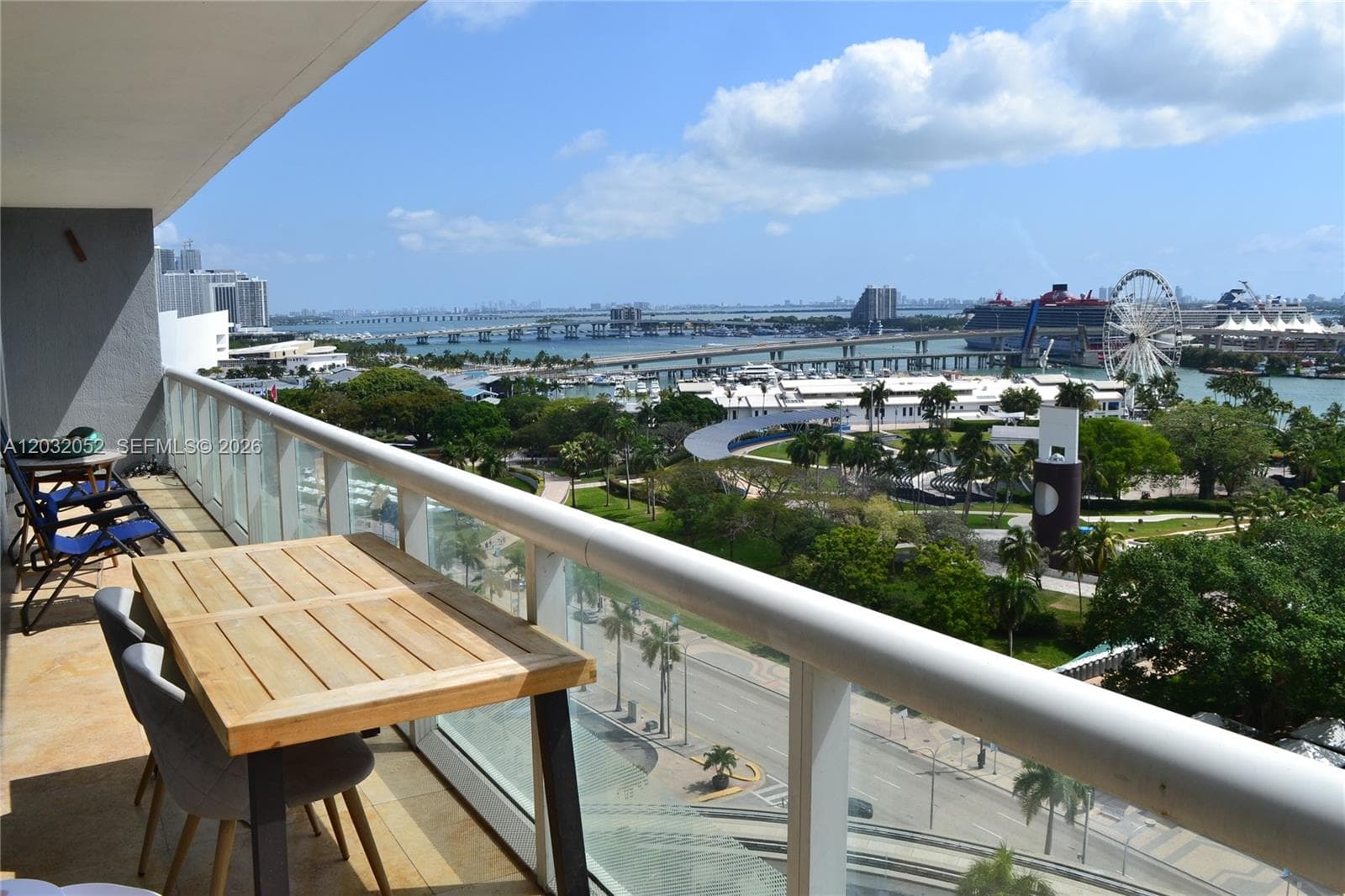 50 Biscayne Blvd 1408 photo 22