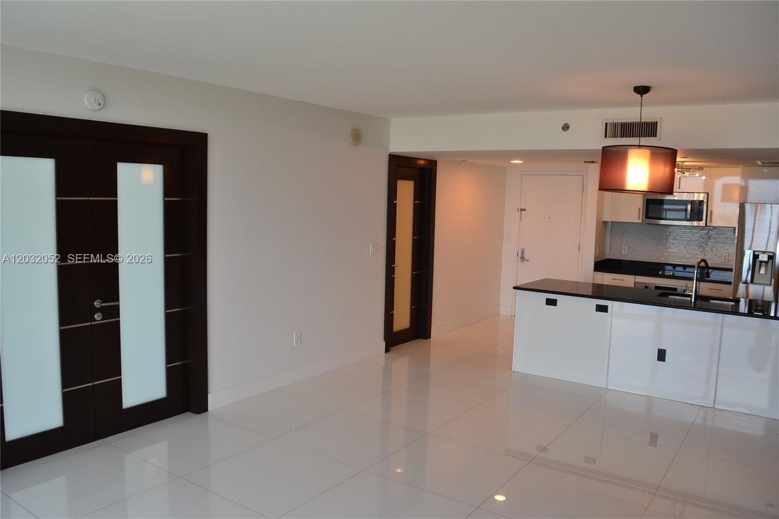 50 Biscayne Blvd 1408 photo 7