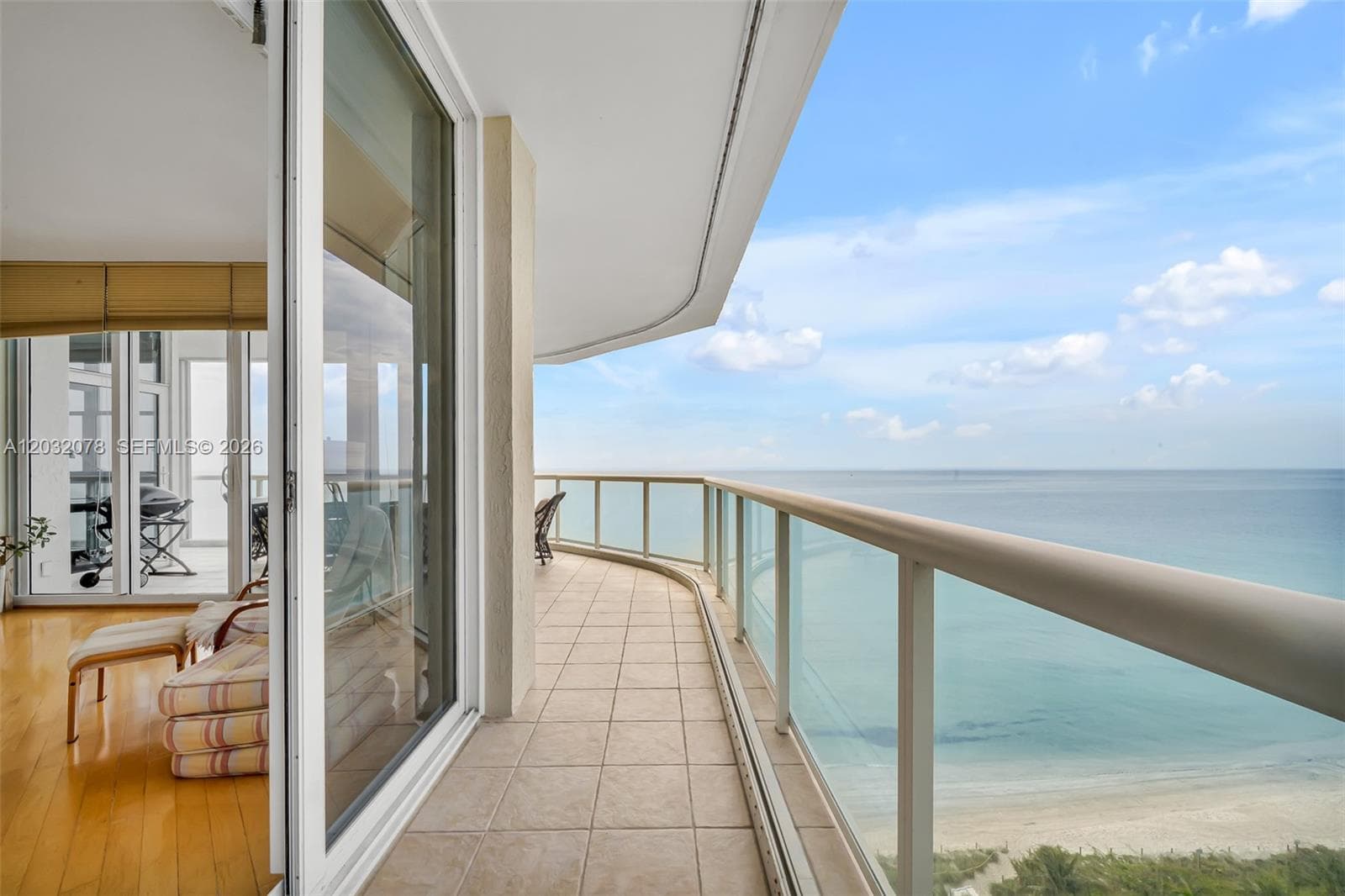 6051 N Ocean Dr 1501 photo 2