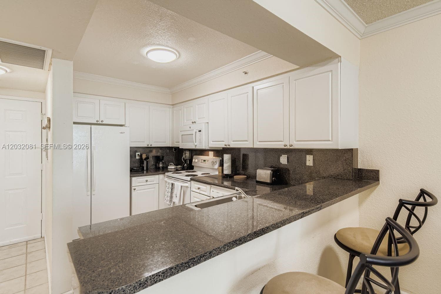 2501 S Ocean Dr 1032 photo 6