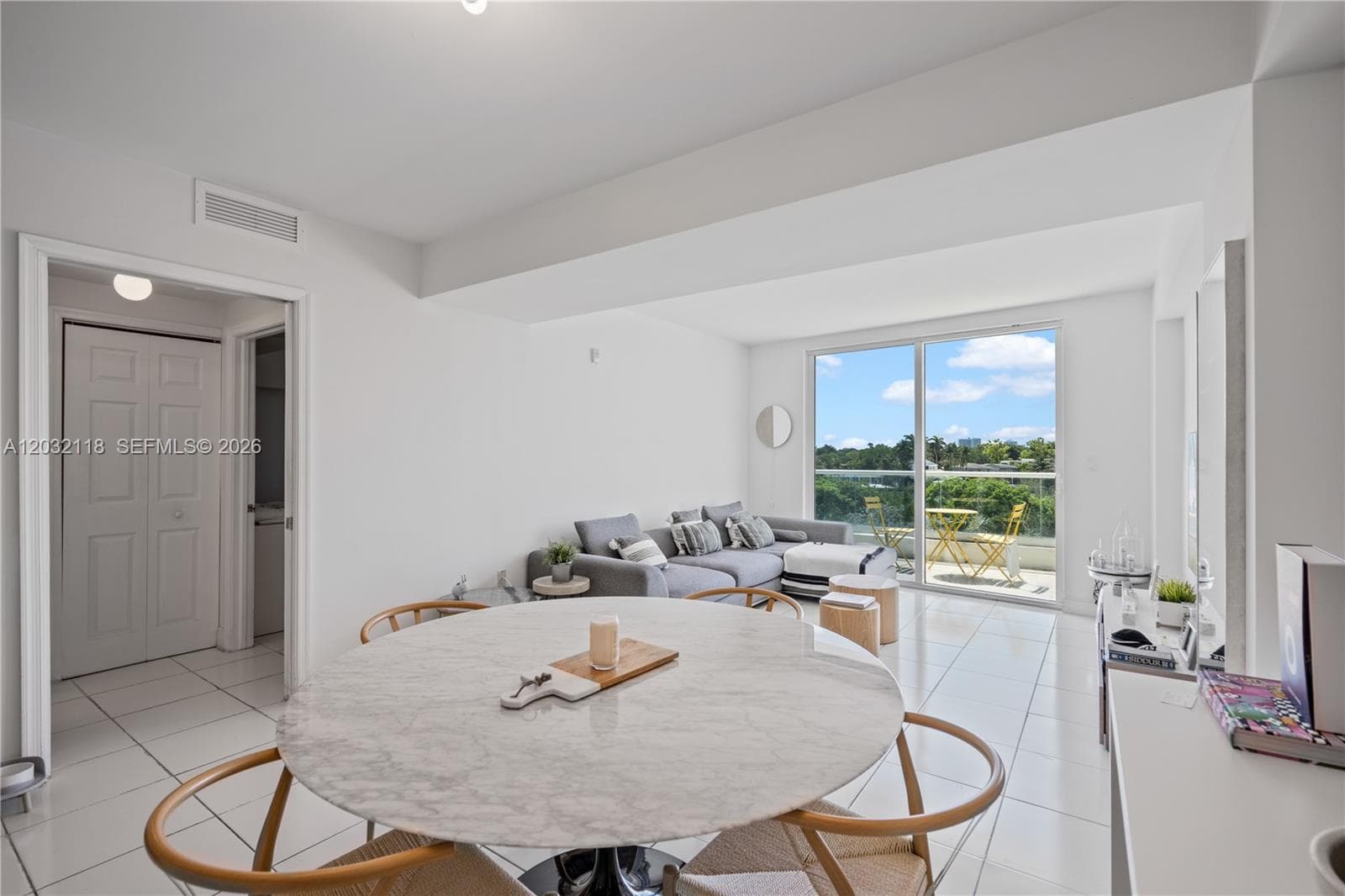 6362 Collins Ave 312 photo 4