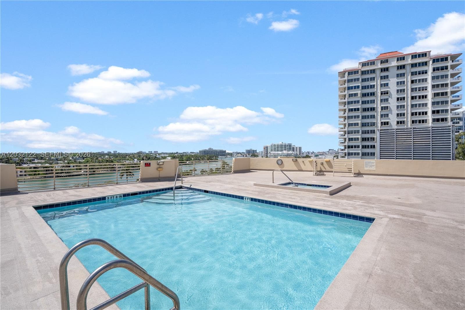 6362 Collins Ave 312 photo 3