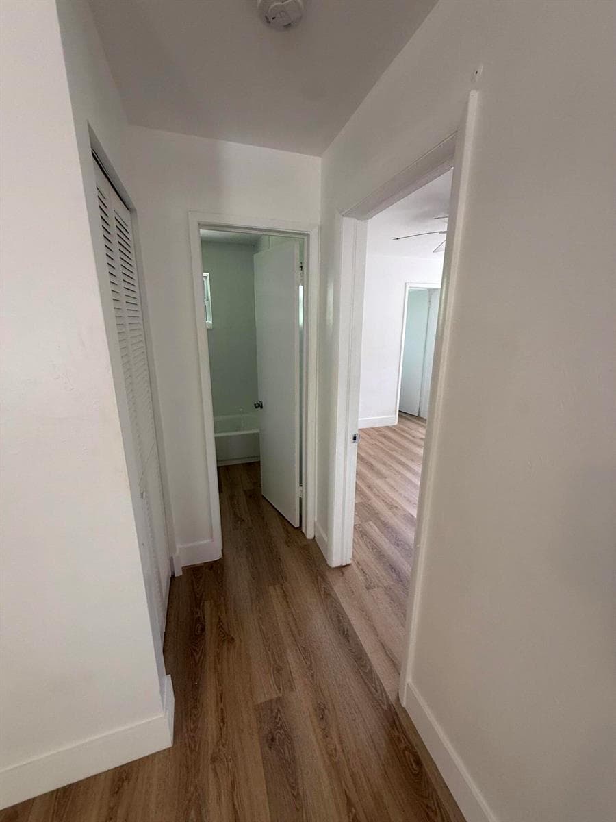 2018 NE 15th Street photo 9