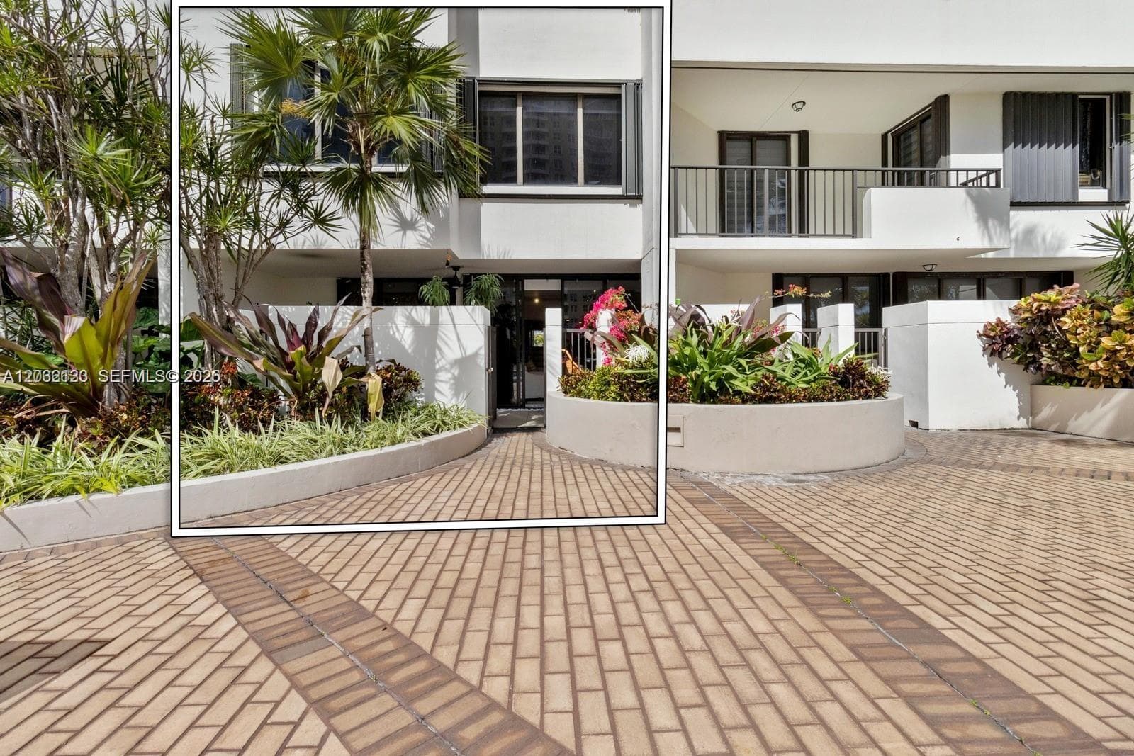 520 Brickell Key Dr A307 photo 13