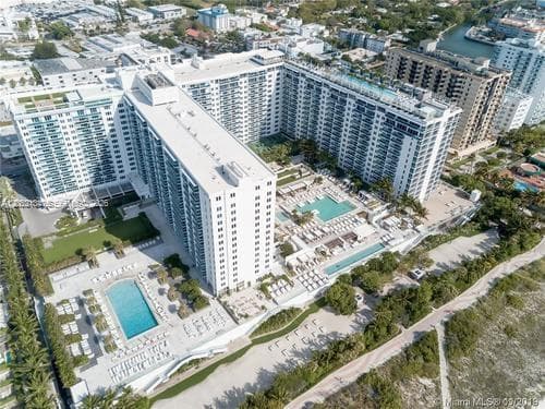 2301 Collins Ave 843 photo 20