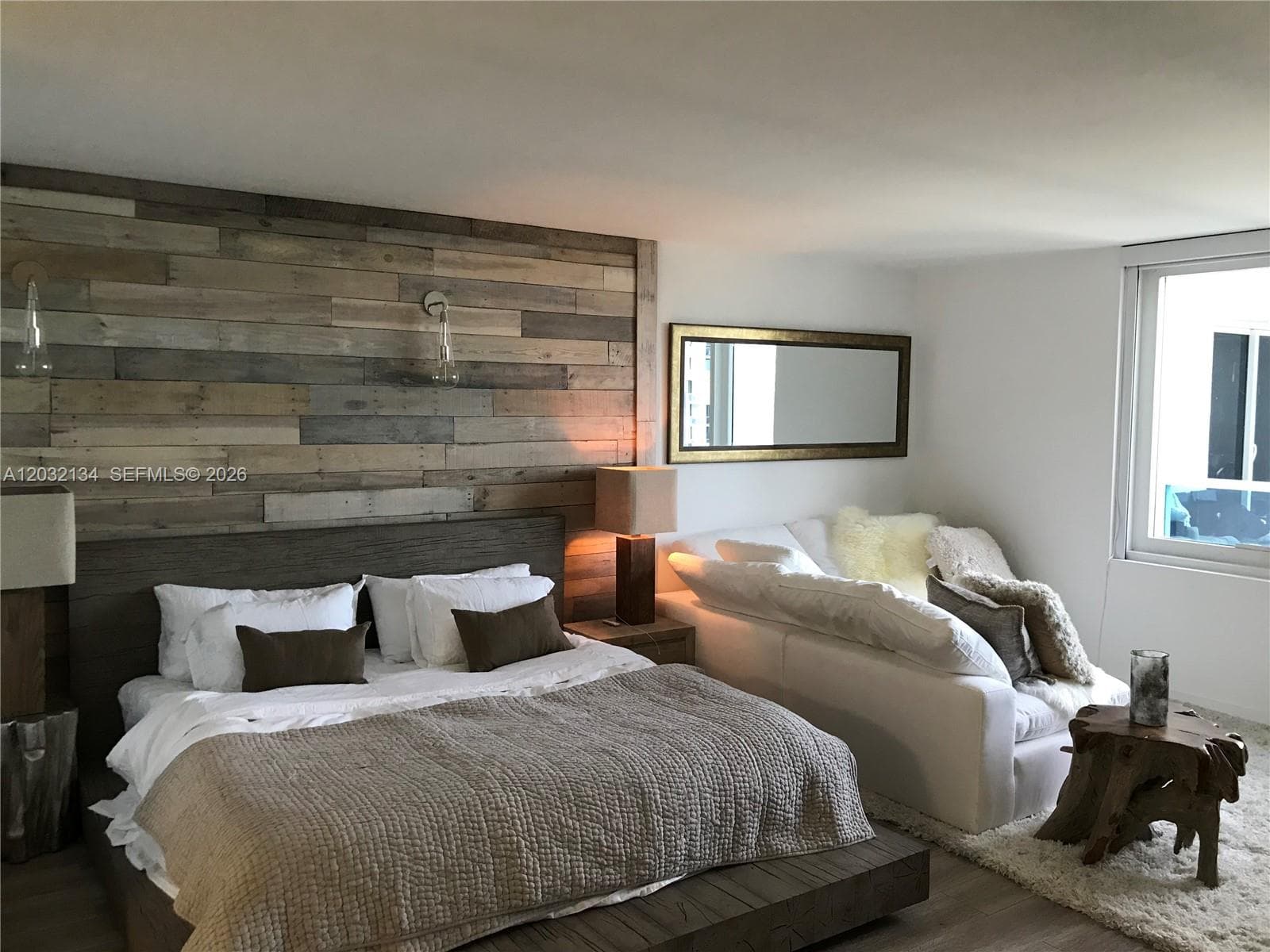 2301 Collins Ave 843 photo 9