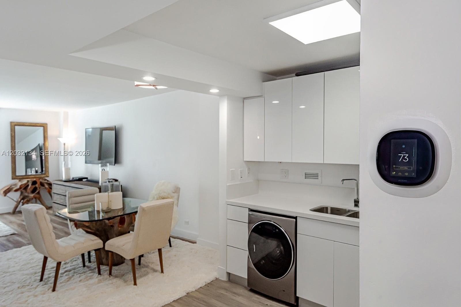 2301 Collins Ave 843 photo 14
