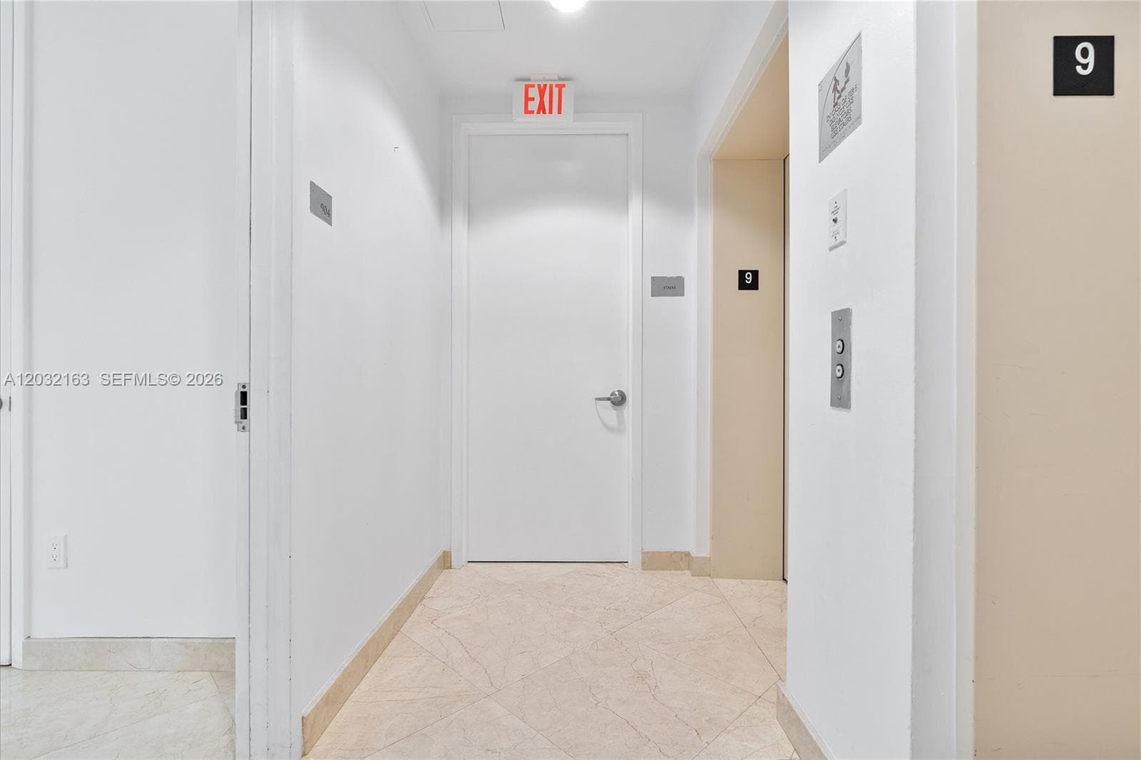 15901 Collins Ave 904 photo 2
