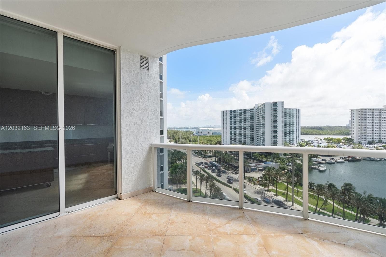 15901 Collins Ave 904 photo 18