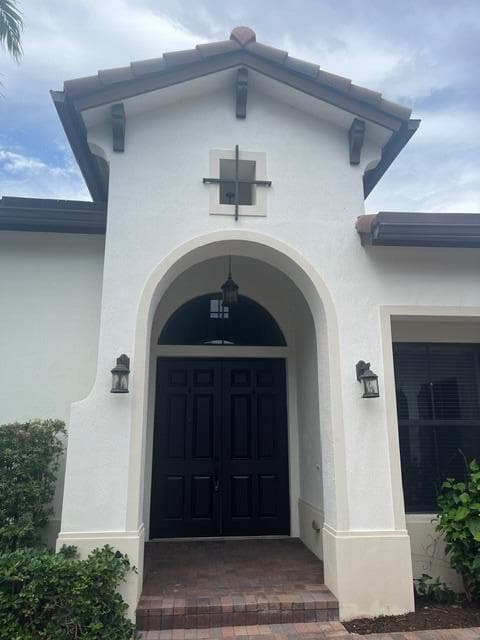 6326 Grebe Court photo 2