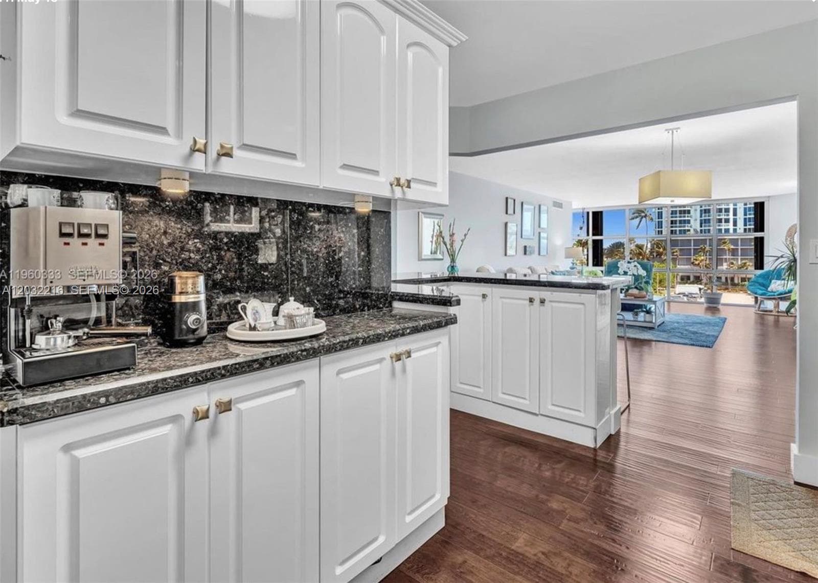 6423 Collins Ave 409 photo 11