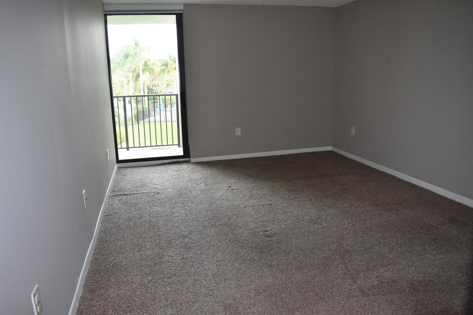 1201 River Reach Drive 207 photo 12