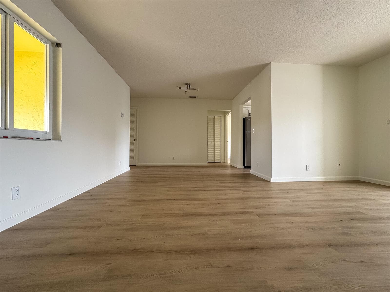 1110 Bel Air Drive B photo 17