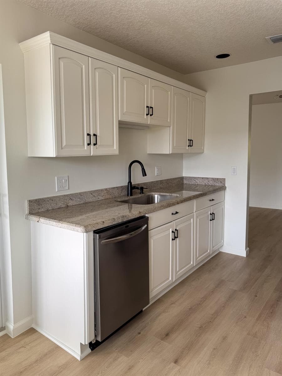 1110 Bel Air Drive B photo 5