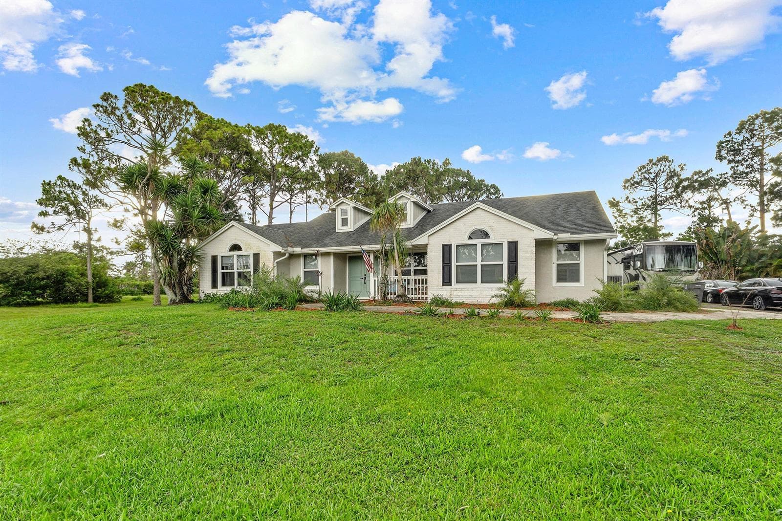12744 82nd Street N photo 3
