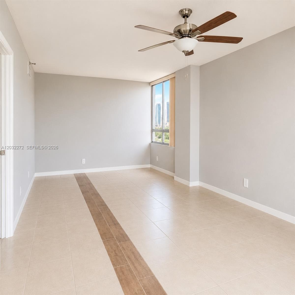 290 174th St 1810 photo 11