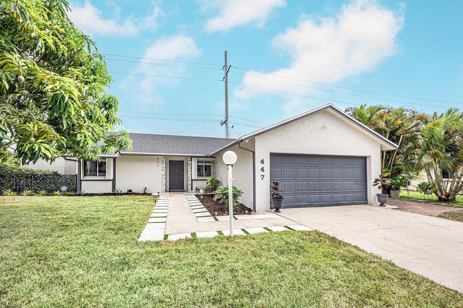 447 Foresta Terrace photo 1