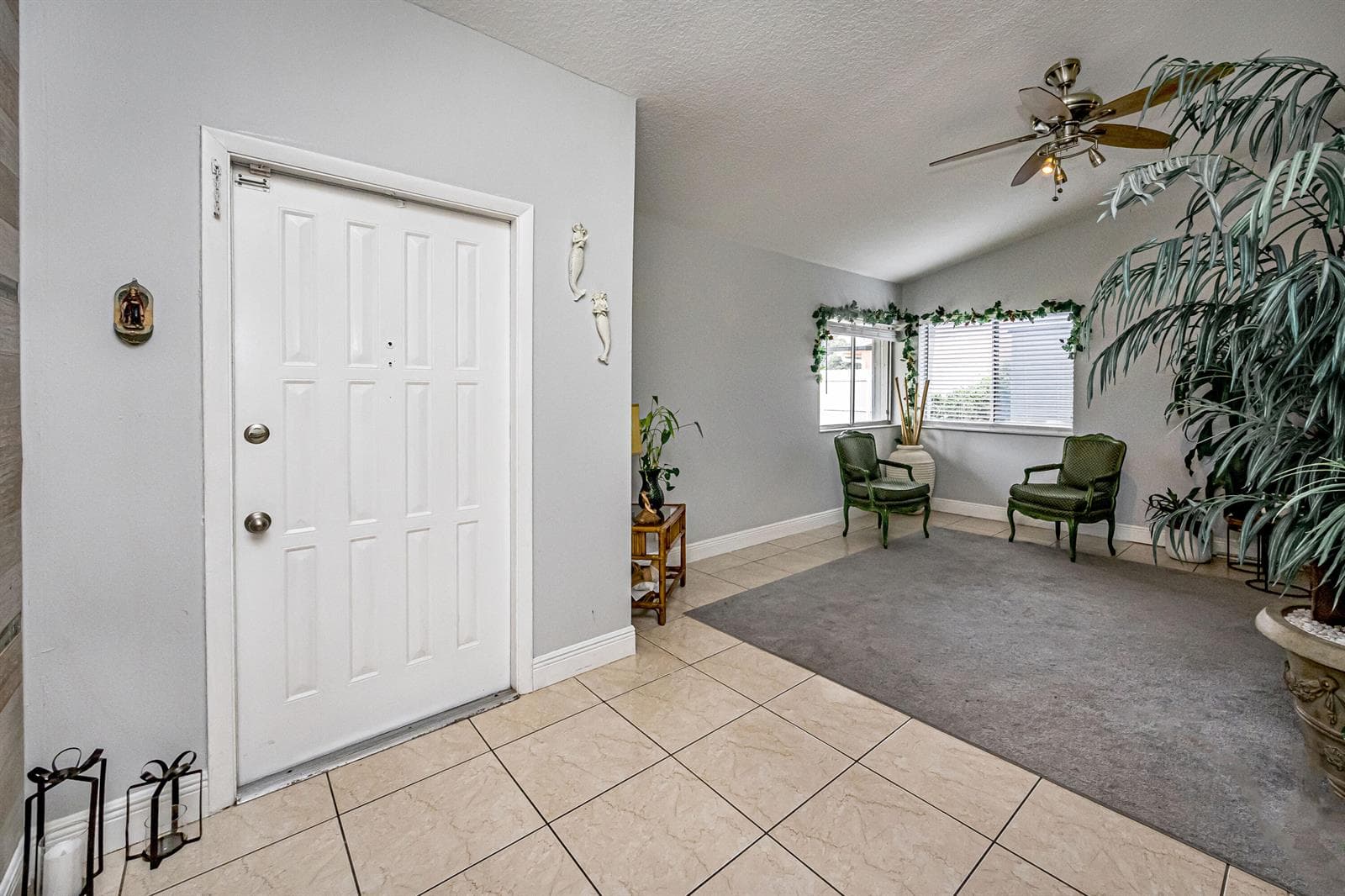 447 Foresta Terrace photo 11