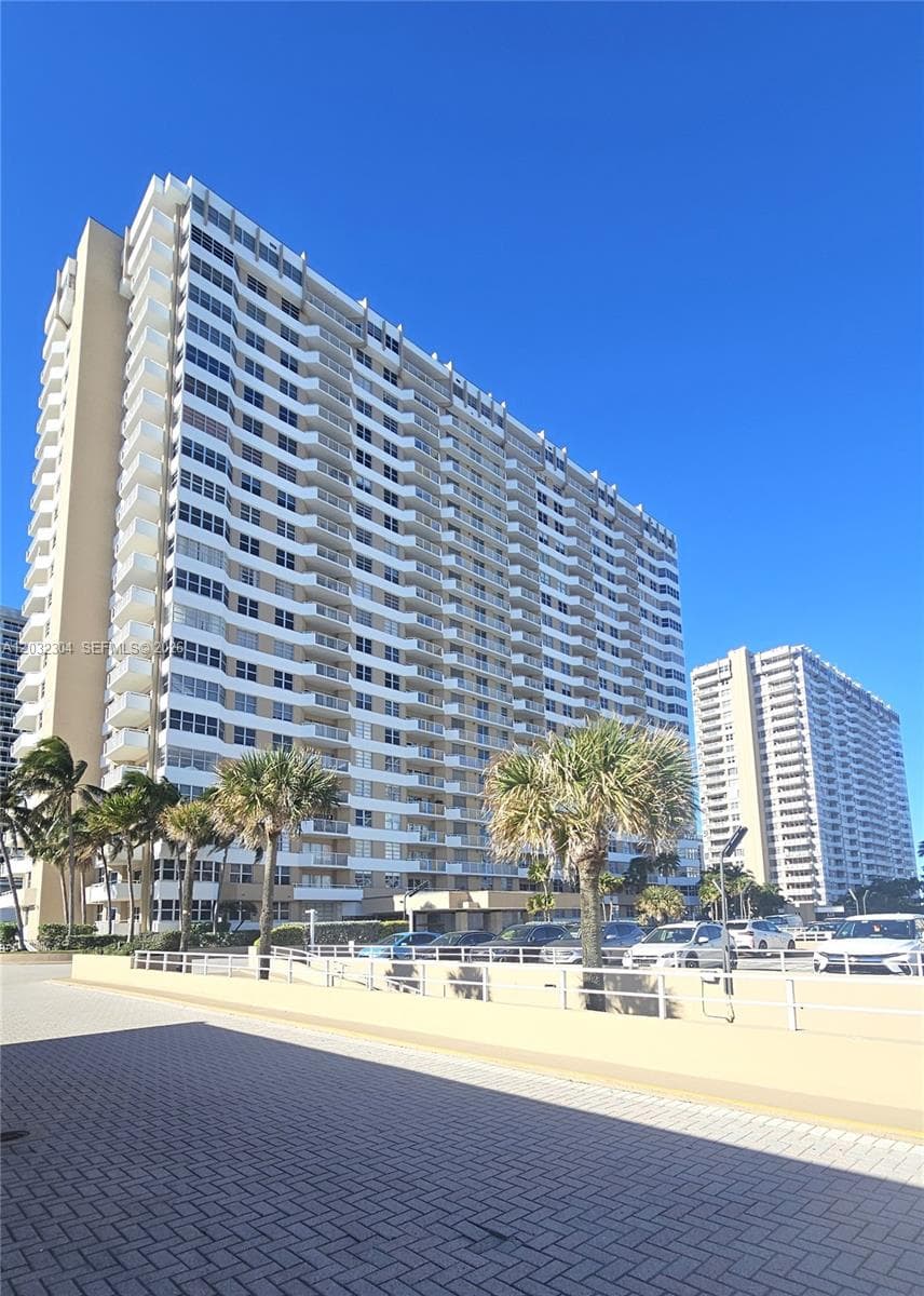 1950 S Ocean Dr 3D photo 1