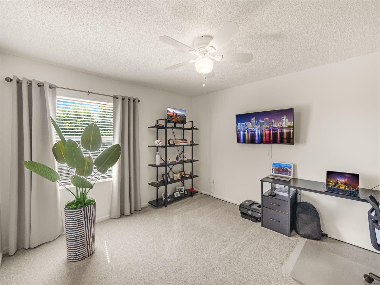 1103 Landings Boulevard photo 17