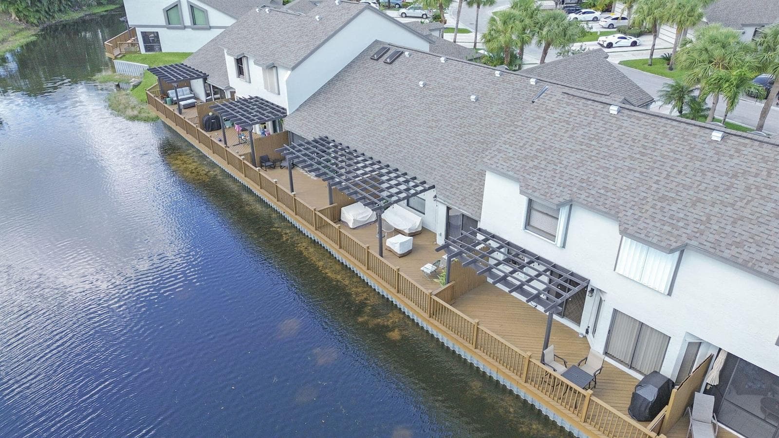 1103 Landings Boulevard photo 25