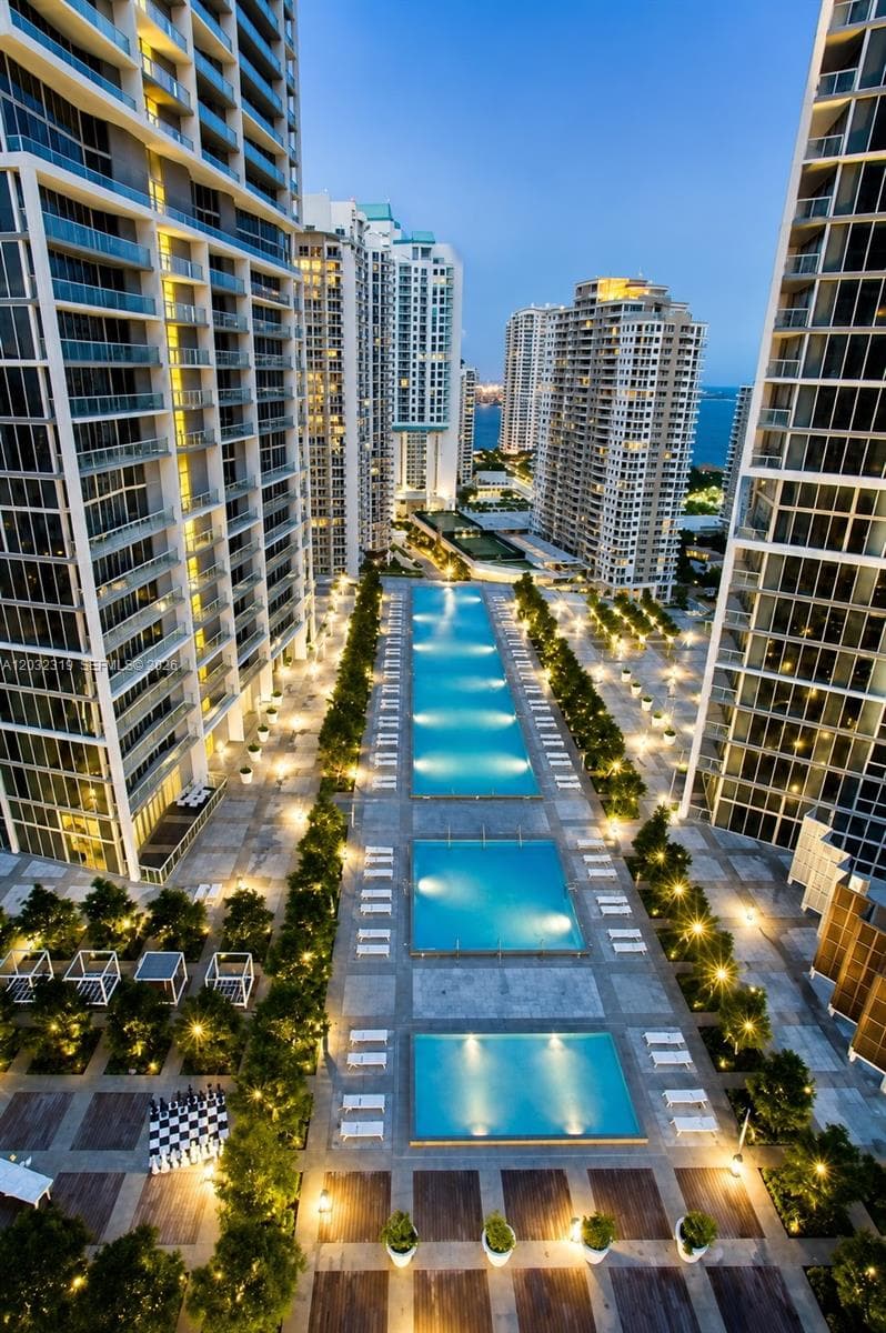 495 Brickell Ave 3206 photo 7