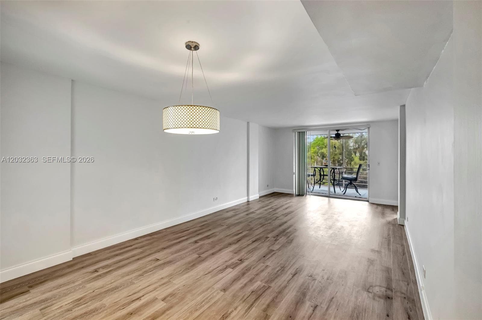 3660 NE 166th St 205 photo 7