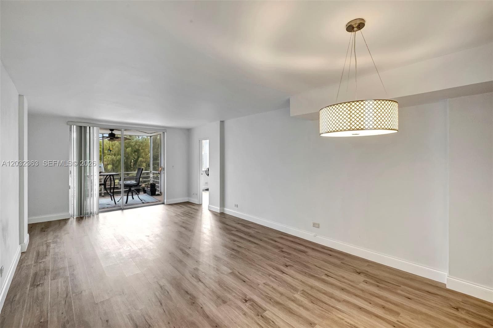 3660 NE 166th St 205 photo 4