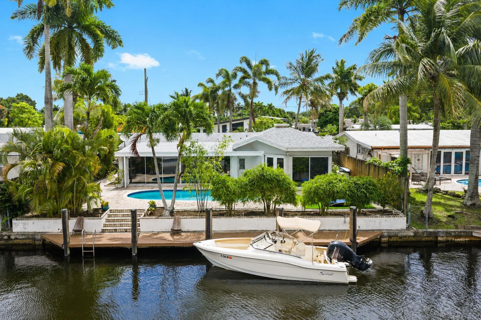 2625 Gulfstream Lane photo 1