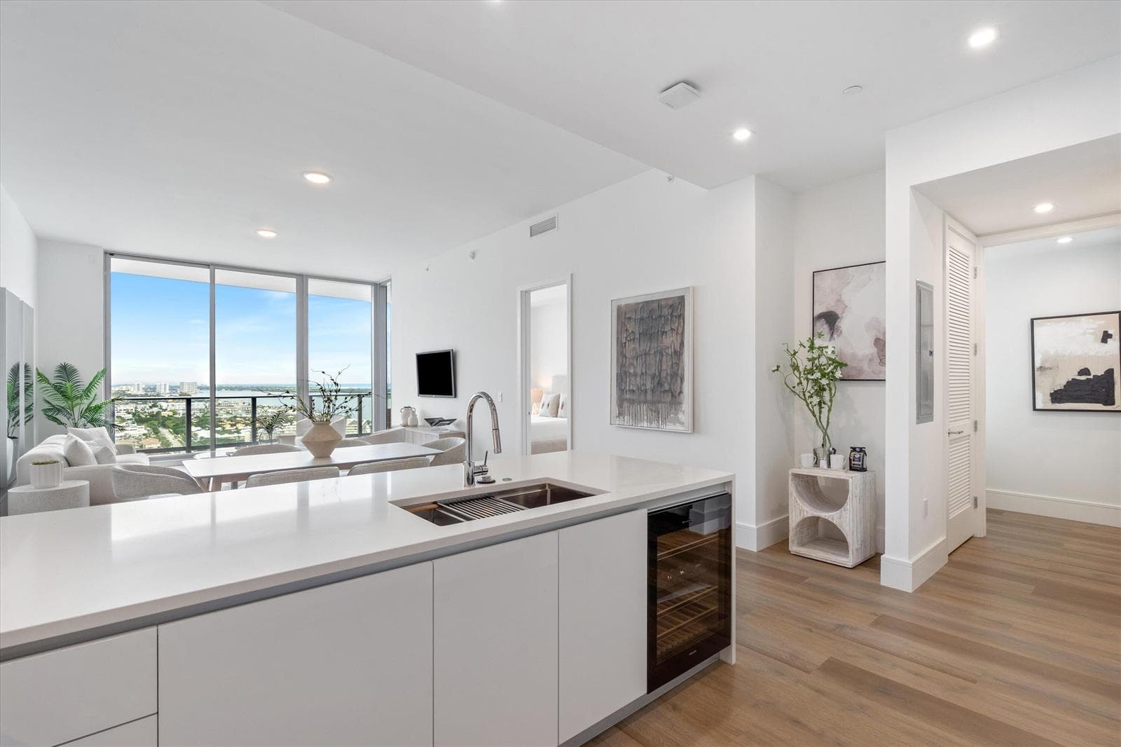 220 Lake Shore Drive 2305 photo 9