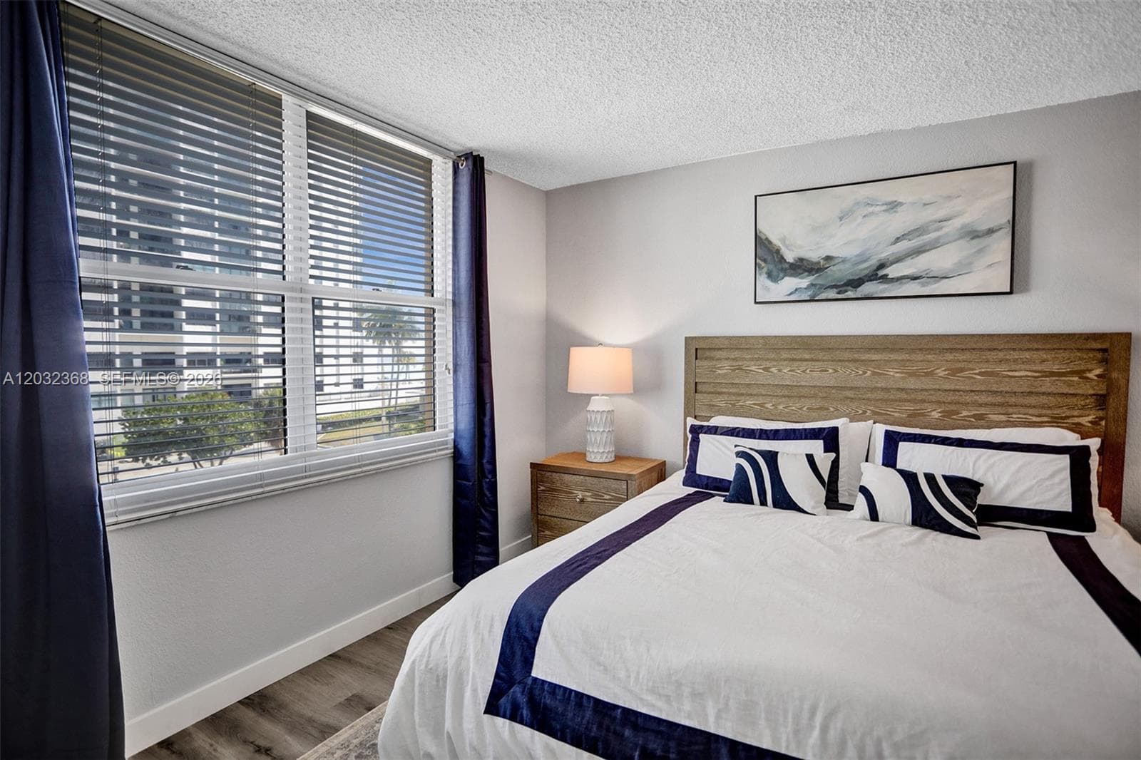 2501 S Ocean Dr 302 photo 17