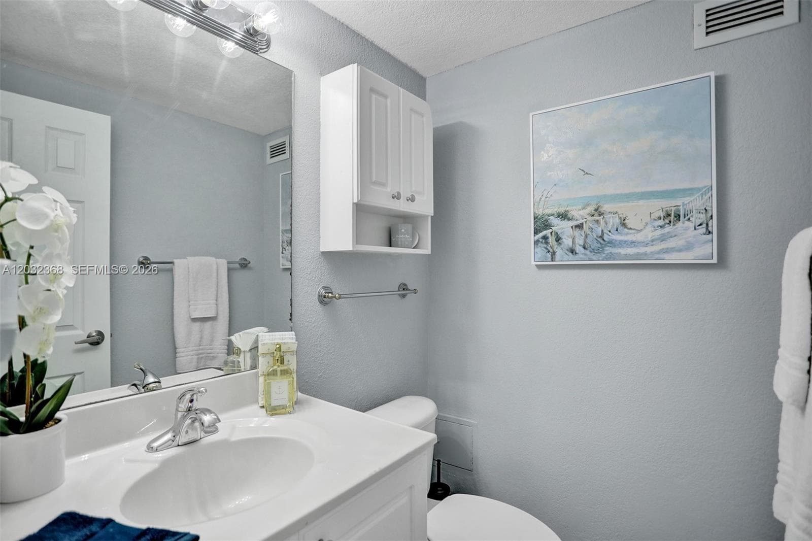 2501 S Ocean Dr 302 photo 9