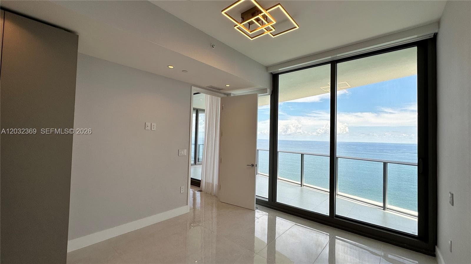 15701 Collins Ave 3804 photo 8