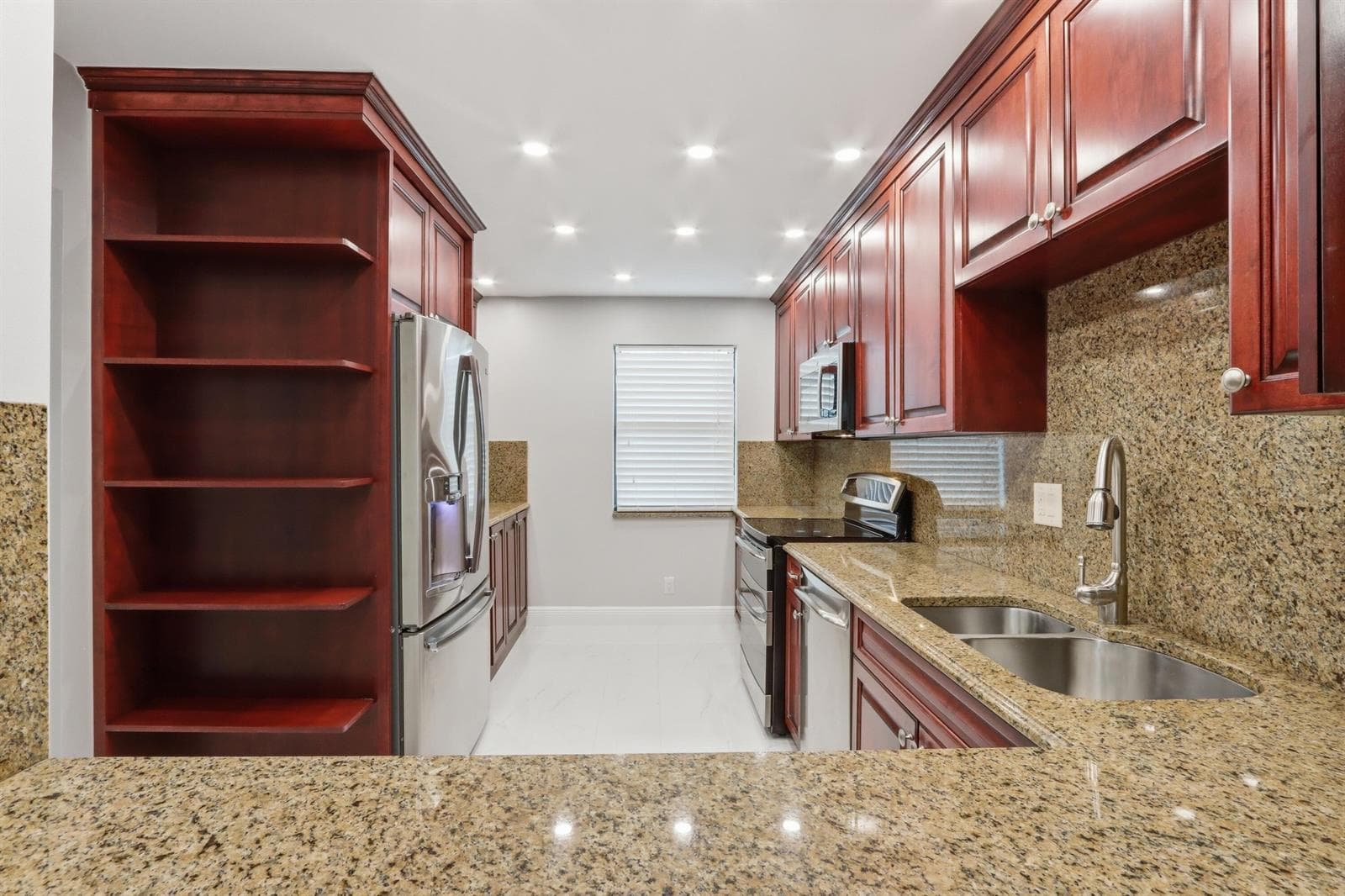 220 Lake Drive 206 photo 6