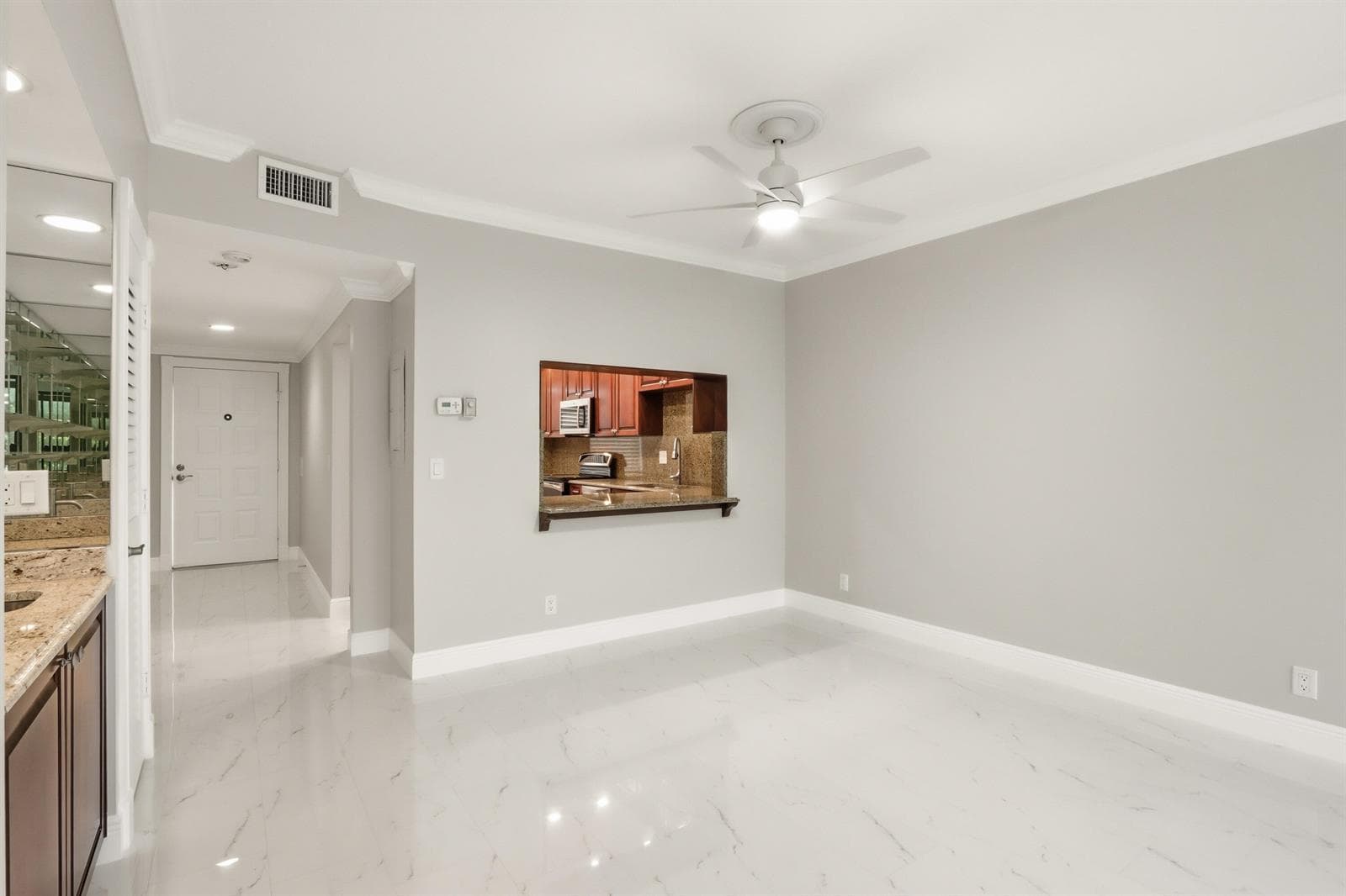 220 Lake Drive 206 photo 13