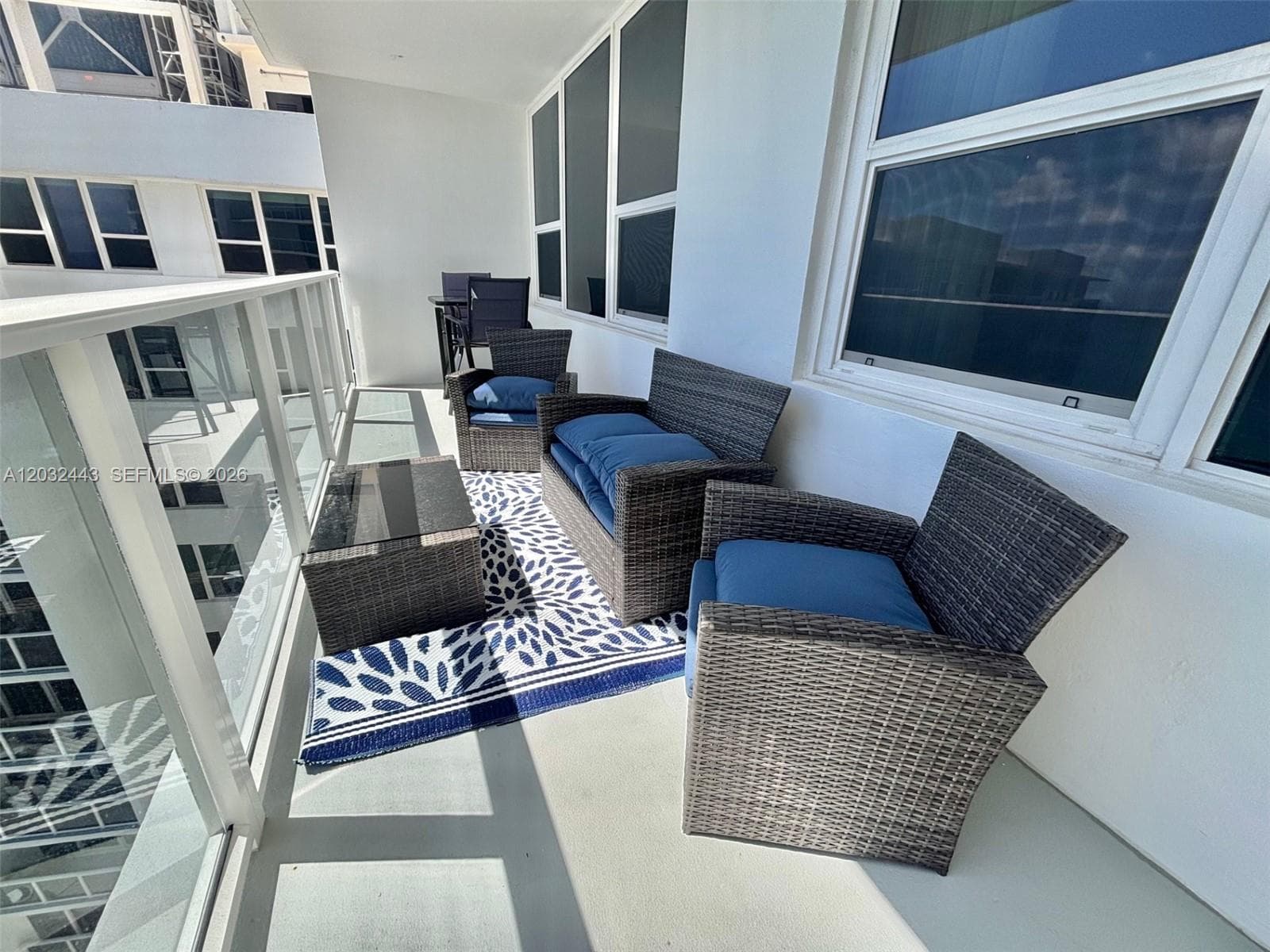 3505 S Ocean Dr 1506 photo 5