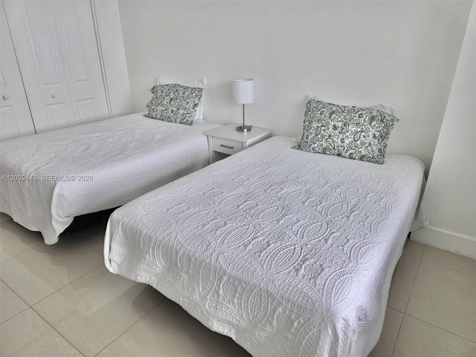 3505 S Ocean Dr 1506 photo 14
