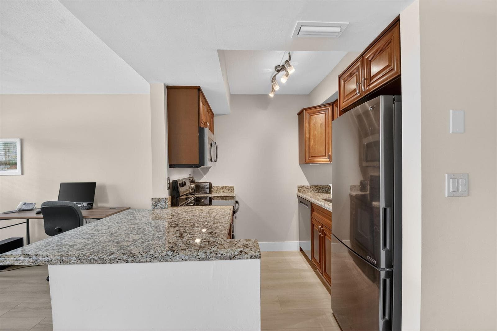 5520 N Ocean Boulevard N 110 photo 19
