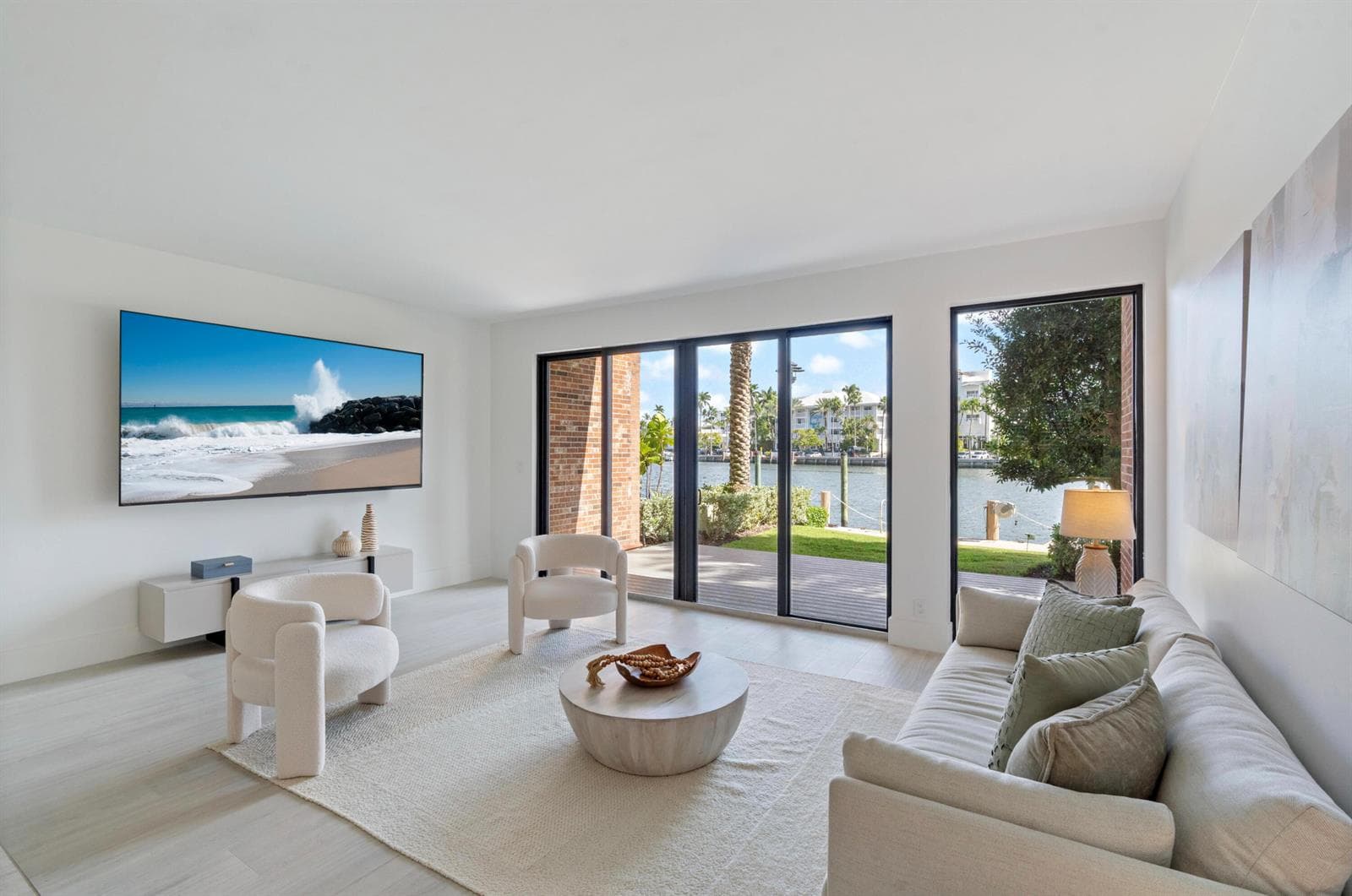 1800 S Ocean Drive 109 photo 6