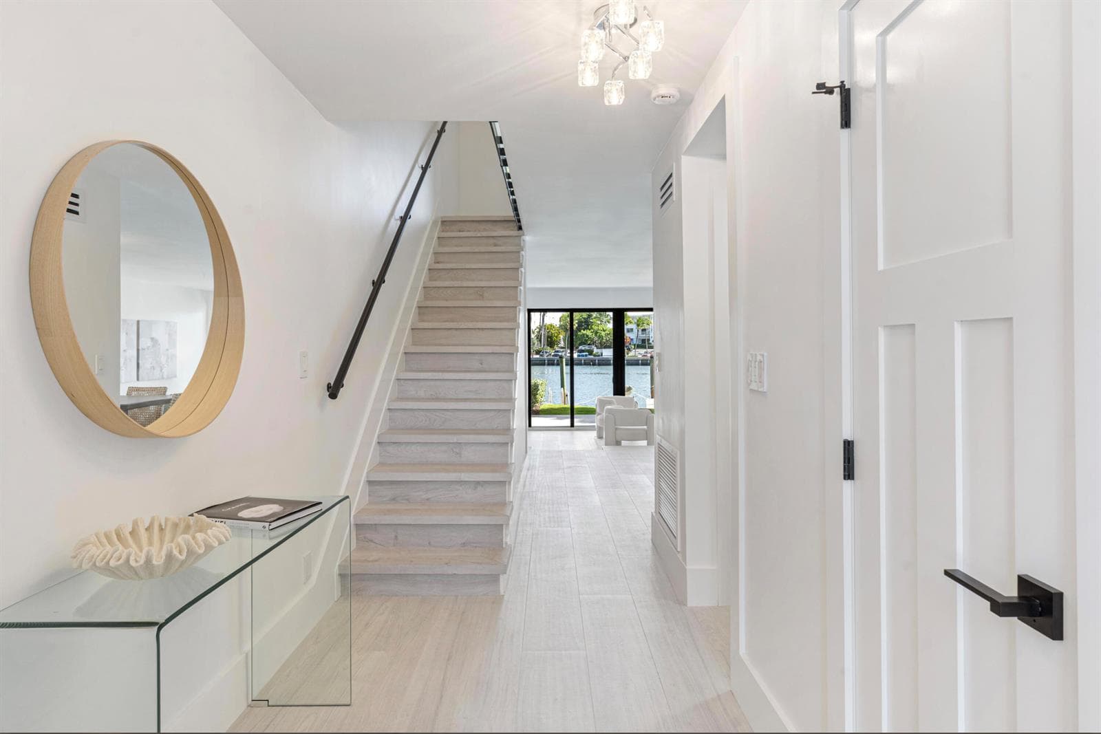 1800 S Ocean Drive 109 photo 5