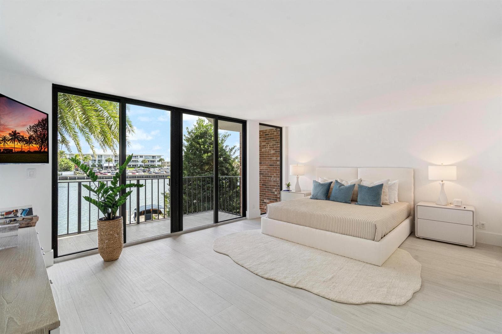 1800 S Ocean Drive 109 photo 20