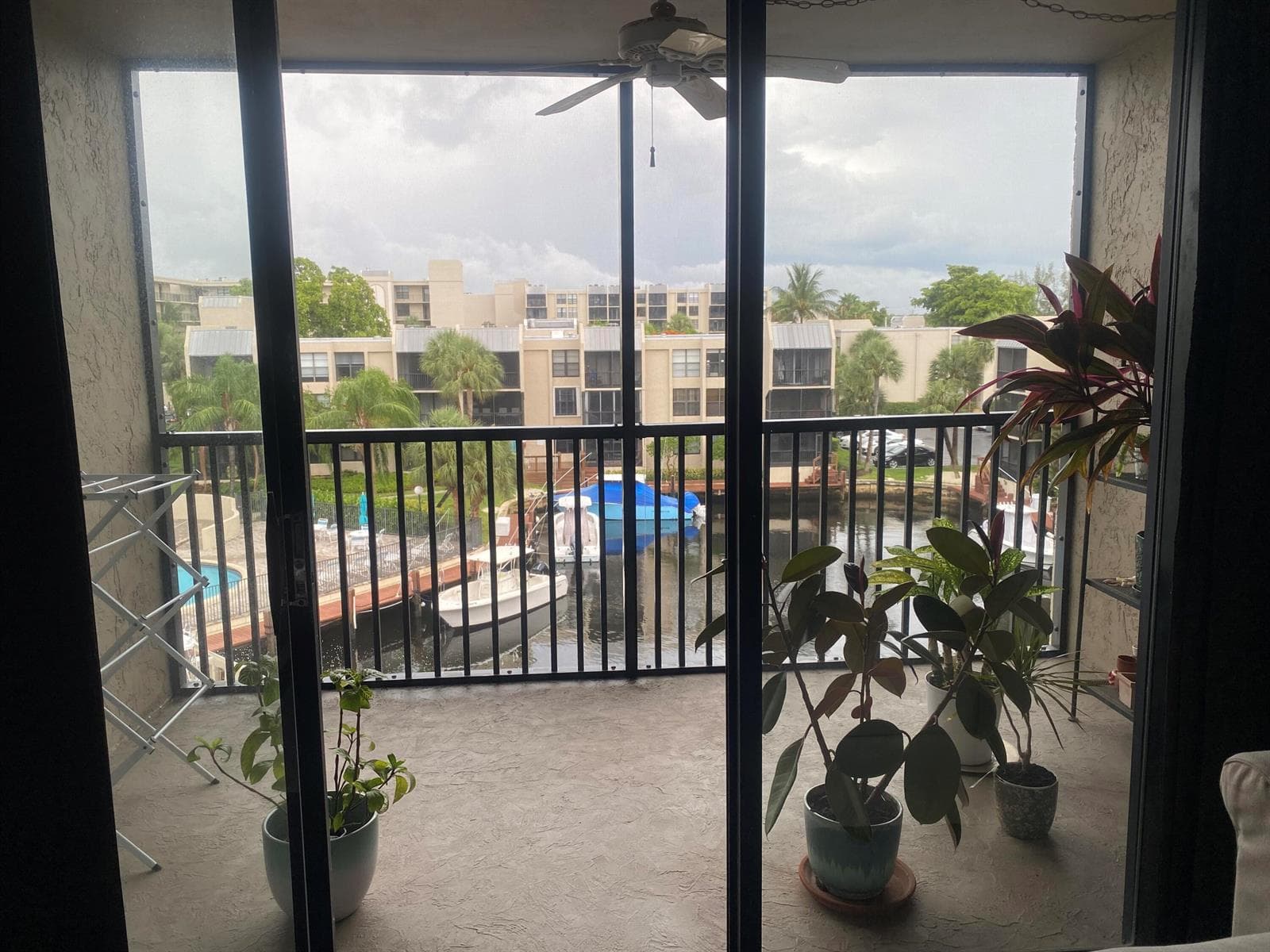 9 Royal Palm Way 403 photo 3